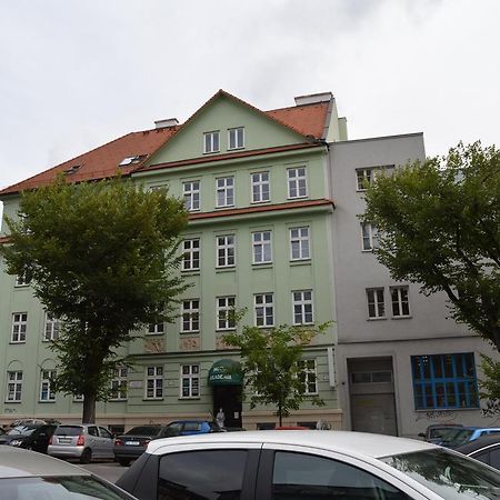 Hotel Akademik Bratislava Esterno foto