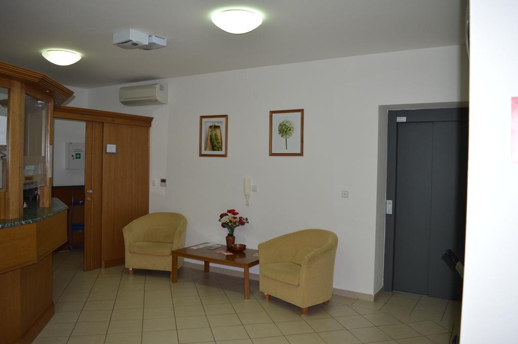 Hotel Akademik Bratislava Esterno foto