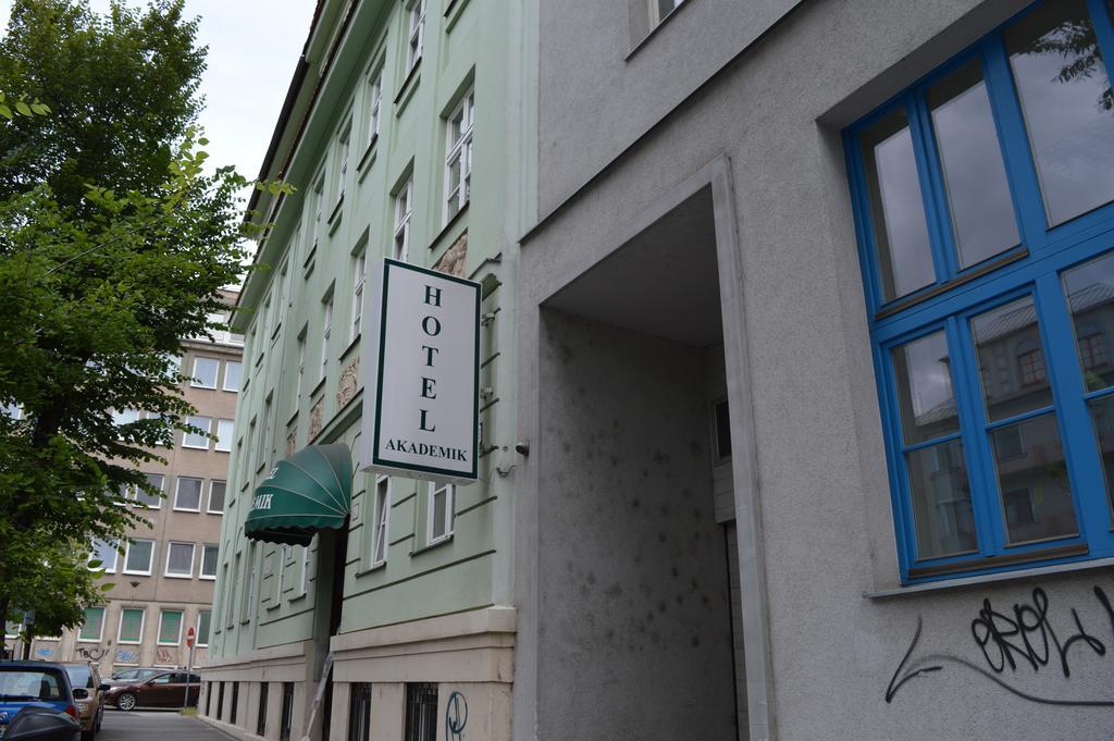 Hotel Akademik Bratislava Esterno foto